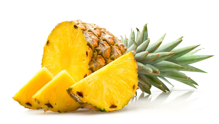 pineapple-nourishes-skin