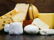 How to Choose the Healthiest Cheese: Don’t Eat These Types