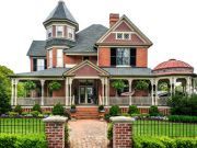 4 Health Risks of Buying a Really Old Home