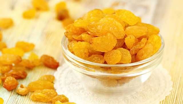 Fact or Fallacy: Do Gin-Soaked Raisins Really Work To Alleviate Pain?