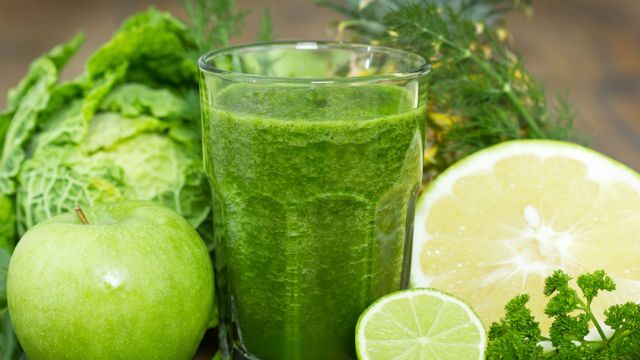 Healthy green smoothie
