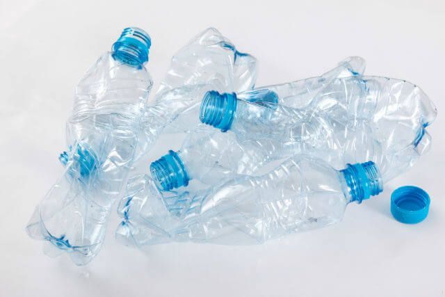 Study: Exposure to Plastic Chemicals Linked to Earlier Menopause