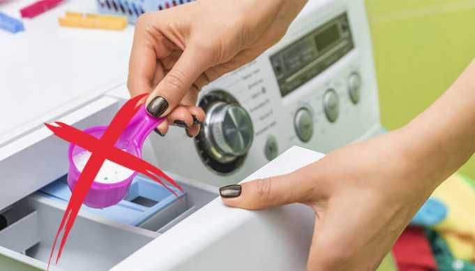 How To Make Your Own Laundry Detergent (And Why You Should)