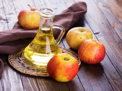 5 Reasons to Wash Your Hair in Apple Cider Vinegar Every Week
