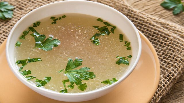 Chicken broth with parsley