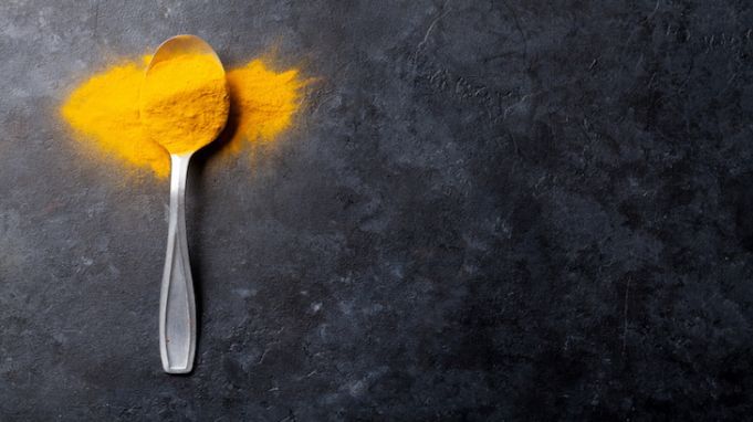 How To Use Turmeric for Youthful Skin