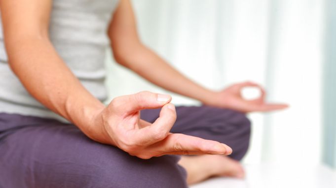 How Meditation Can Help Stop Shopping Insanity