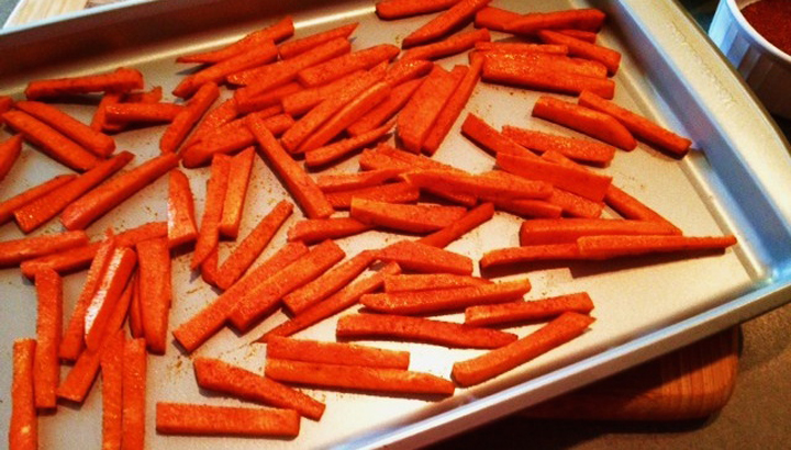 sweet-potato-fries-on-baking-sheet