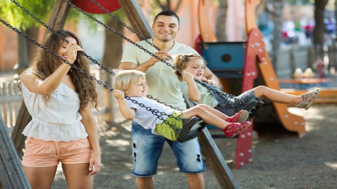 4 Reasons American Parents Are Less Happy Than Their European Counterparts