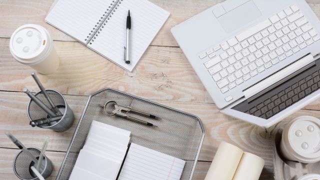 put-your-desk-outside-your-bedroom