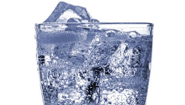 Why “Fizzy” Water Is A Good Choice