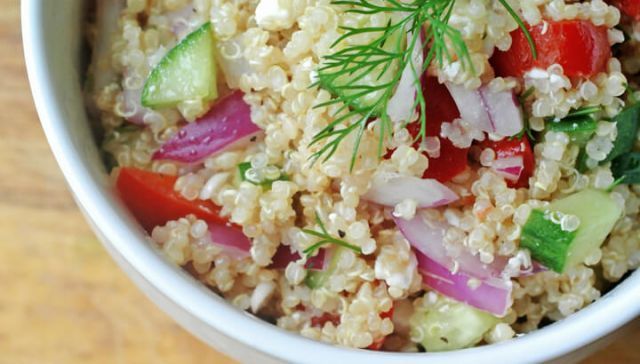The Ultimate ‘Packed Lunch’ Quinoa Salad