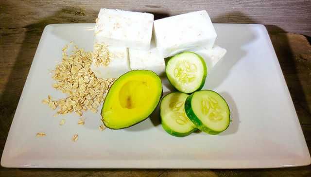 Avocado And Cucumber Melt-And-Pour Soap