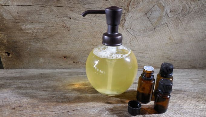 Simple DIY All Natural Bubble Bath