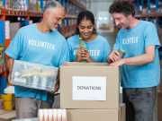 7 Ways You And Your Family Can Give Back To Your Community