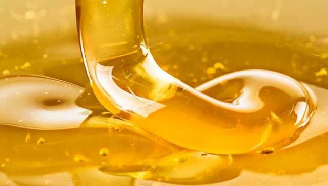 21 Strange And Awesome Uses For Honey You Should Try