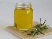 Hydrate And Heal With This Two-Ingredient Skin Care Remedy