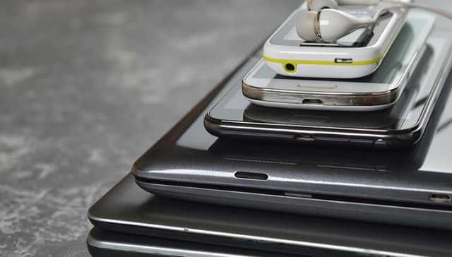 9 Reasons Why You Need A Digital Detox Now And How To Do It