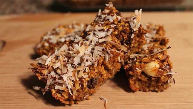 Guilt-Free Pumpkin Oatmeal Bars