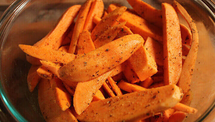 Sweet potato burger and fries to reduce cancer