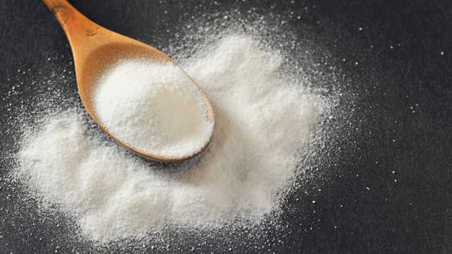 Baking soda for use around the house
