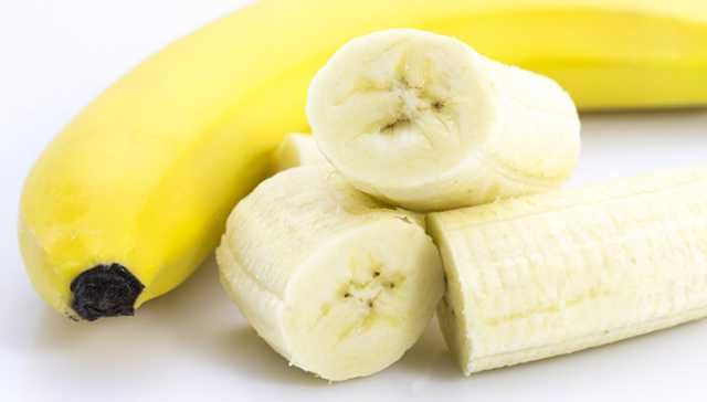 6 Strange Ways To Use Bananas For Beauty