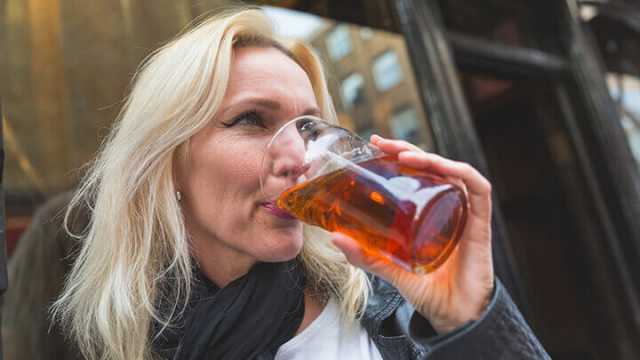 Excessive alcohol consumption on the rise for women