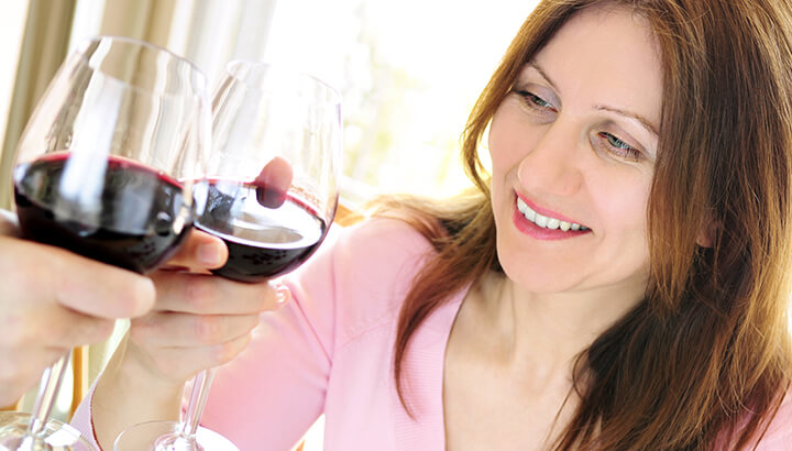 Get help with menopause by reducing alcohol intake