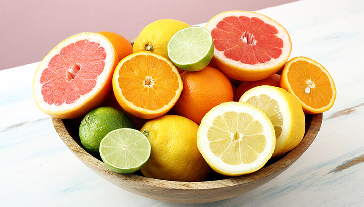 Citrus fruits can help eliminate body odor