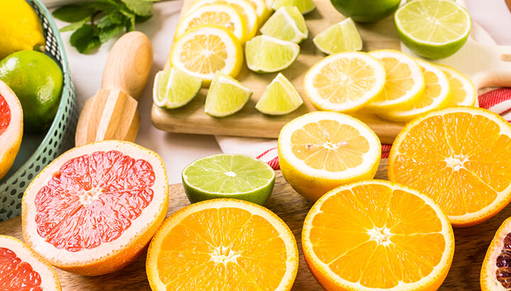 Citrus fruits can help bad breath