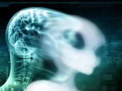 5 Visual Signs That Aliens Already Walk Among Us