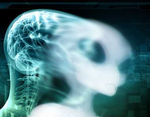 5 Visual Signs That Aliens Already Walk Among Us