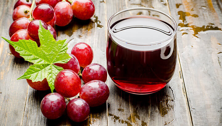 Raw grape juice without added sugar may reduce migraine pain.