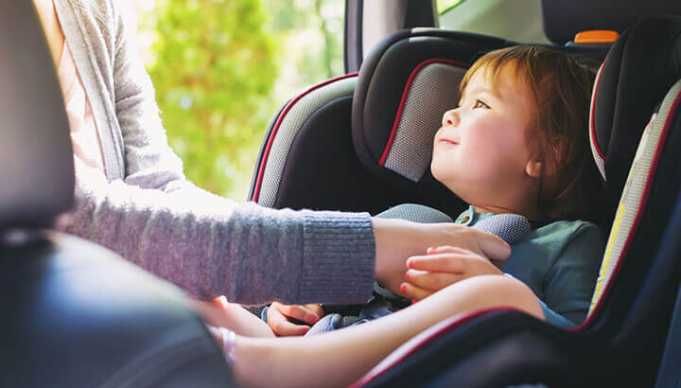 This State ALLOWS Kids To Stay In Car For 15 Minutes With the Engine Turned OFF