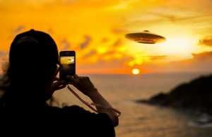 5 Amazing New Alien Encounters Caught On Camera And On Video