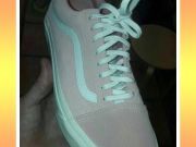 Internet Debate-What Color Are These Shoes?