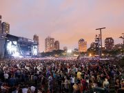 Breaking News: Las Vegas Shooter Booked Hotel Rooms Overlooking Chicago Concert