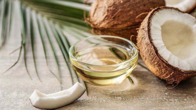 5 Creative Ways to Use Coconut Oil to Spice Up Your Love Life