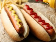 This is What Happens to Your Body When You Eat a Hot Dog