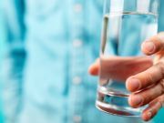 5 Signs You are Drinking Too Much Water