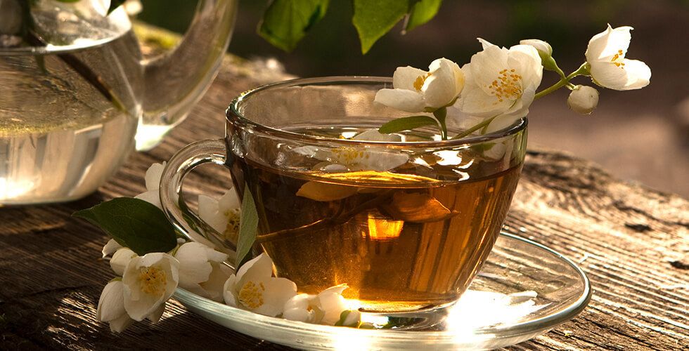 5 Reasons to Sip Jasmine Tea Every Day