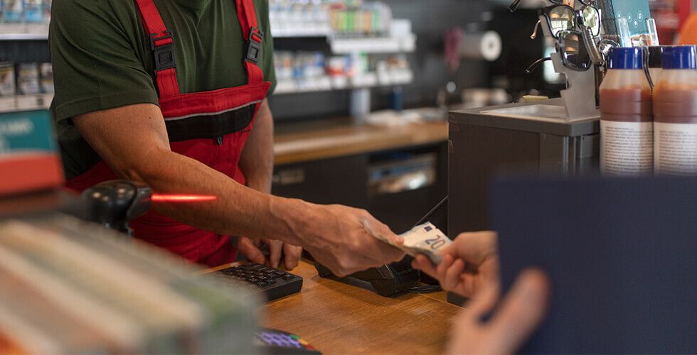 Buc-ee’s: The Mega Gas Station That Became a $15 Billion Road-Trip Obsession