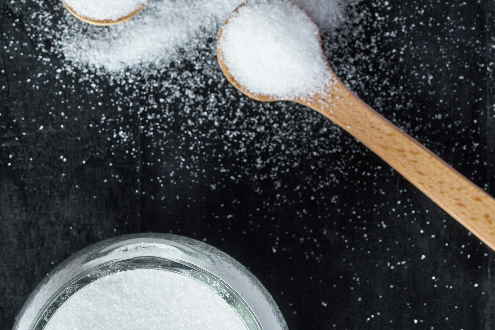 7 Surprising Uses for Baking Soda That Aren’t Another Recipe